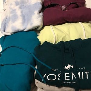 Cropped hoodie lot